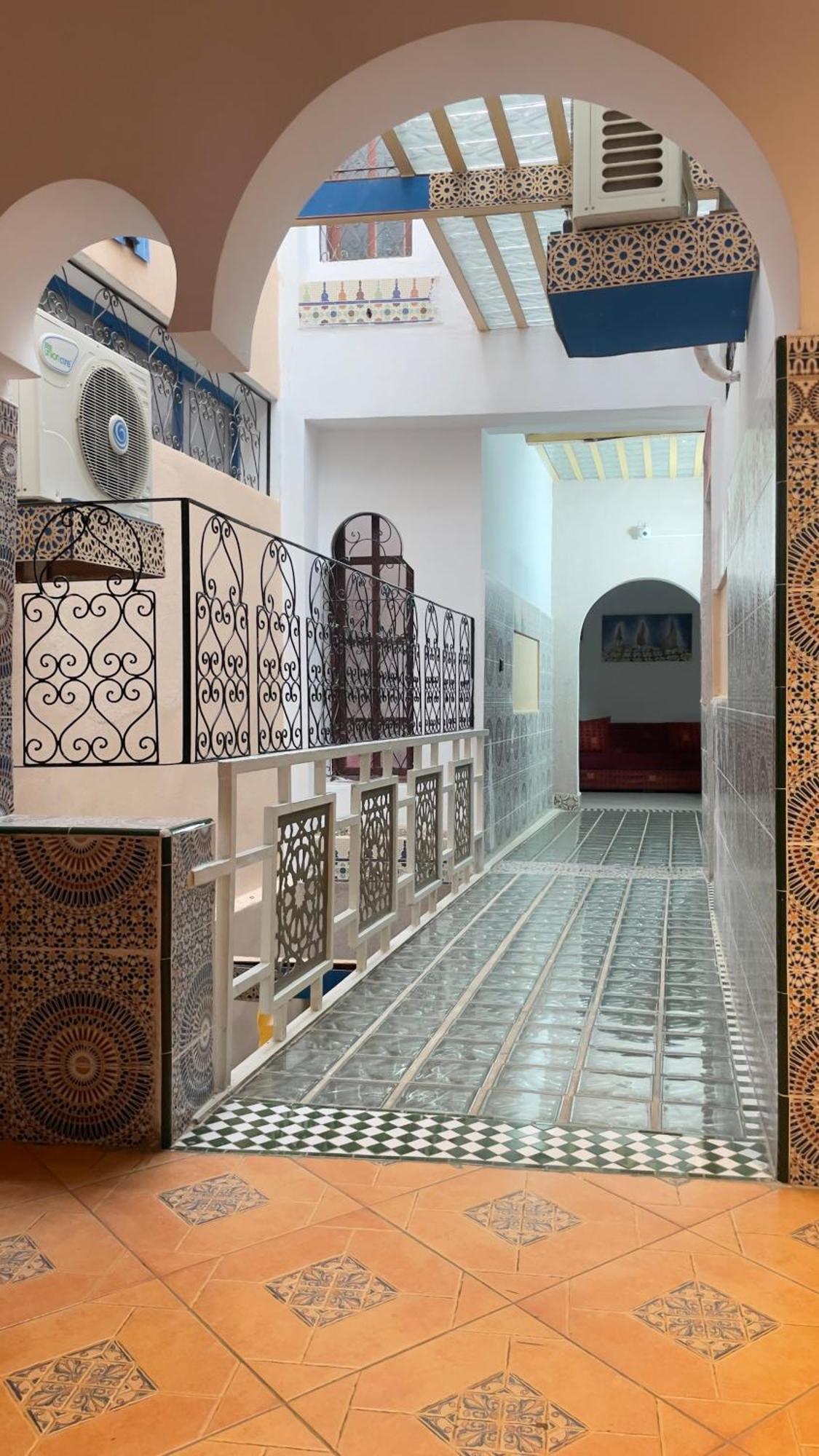 Hotel Ryad Tetouan Aero Екстериор снимка